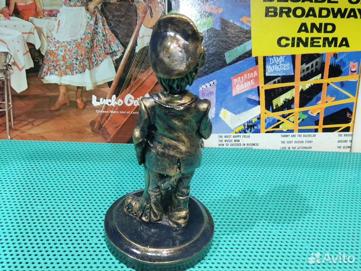 Статуэтка из хлеба 