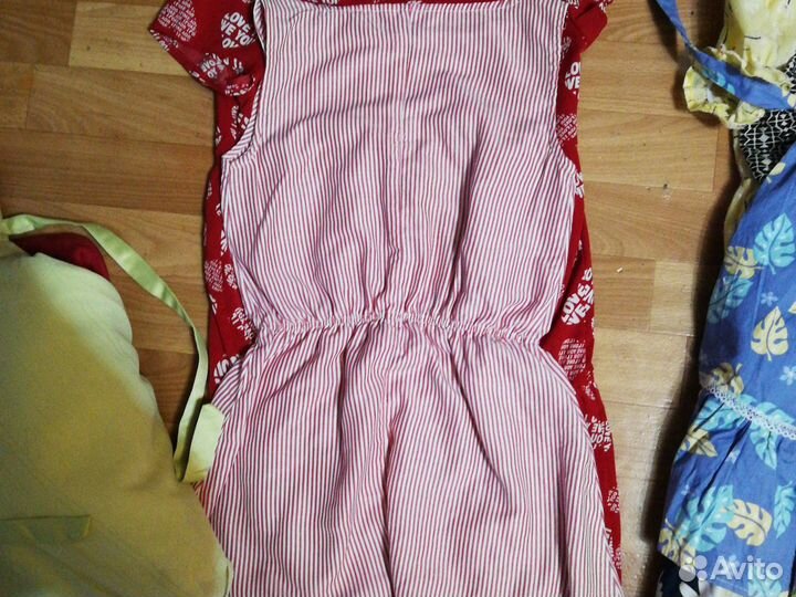 Платье на девочку