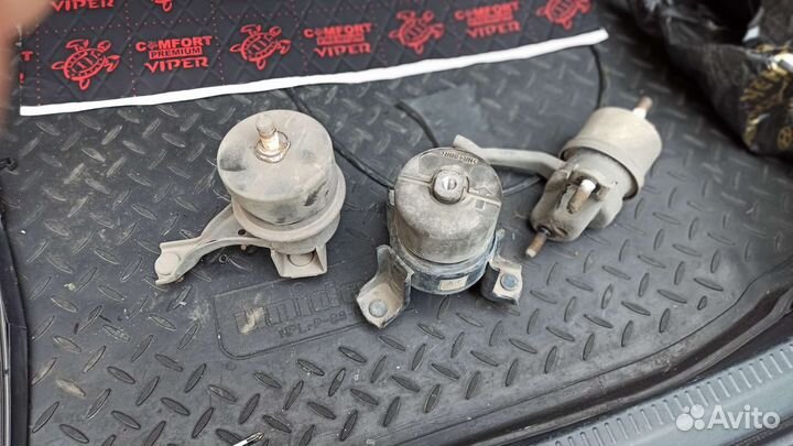 Подушка двигателя toyota camry v50