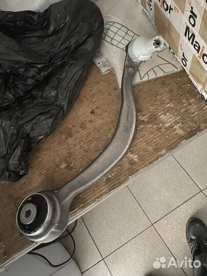 Передний продольный рычаг bmw правый