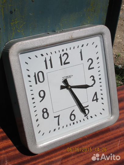 Часы вторичные Стрела. Эксклюзивные