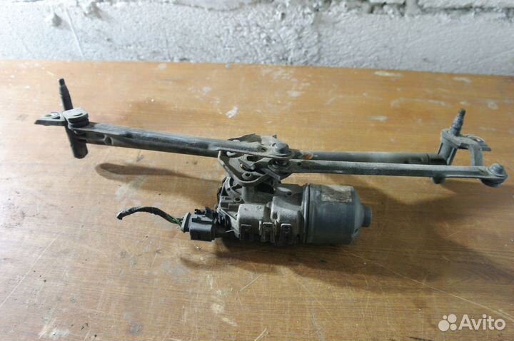 Трапеция дворников Шкода Фабия 1