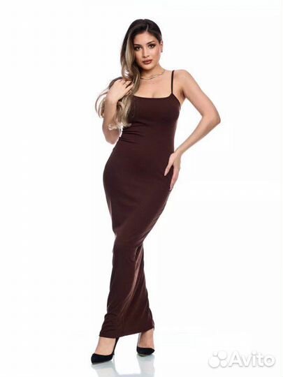 Облегающее платье макси в пол