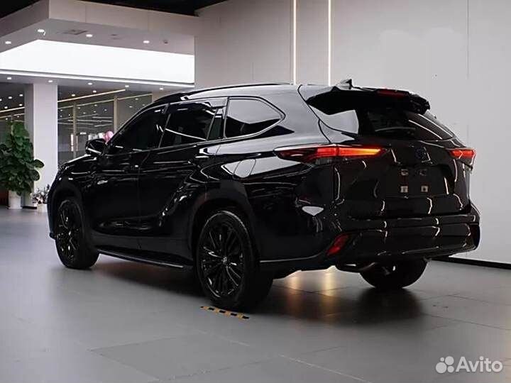 Toyota Highlander 2.5 AT, 2022, 24 750 км