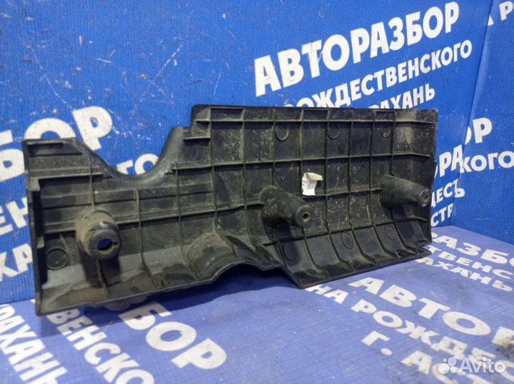 Декоративная крышка двигателя Kia Rio 2 хэтчбек