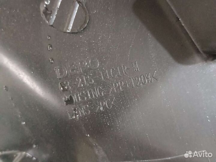 Фара правая на Ниссан X-trail