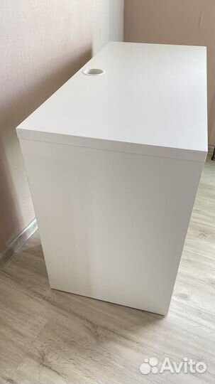 Письменный стол IKEA микке