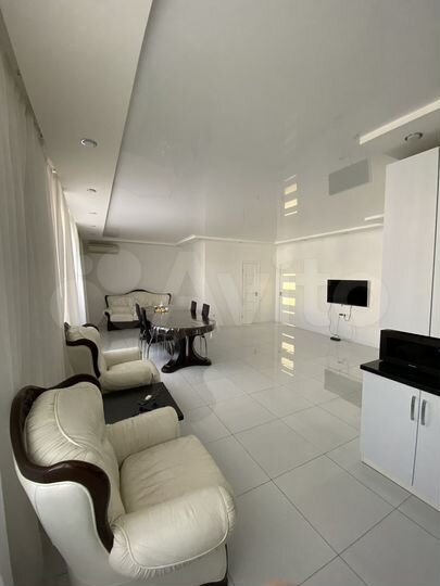 4-к. квартира, 120 м², 6/9 эт.