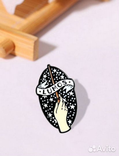 Значок гарри поттера