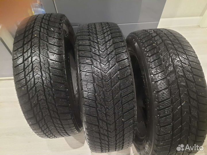 Roadstone Winguard Ice Plus 185/60 R15