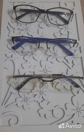 3 Новые Красивые Оправы, с футлярами