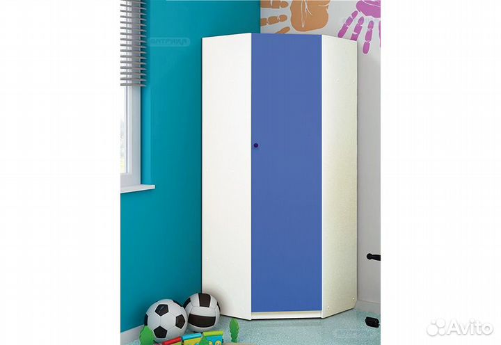 Шкаф угловой в детскую