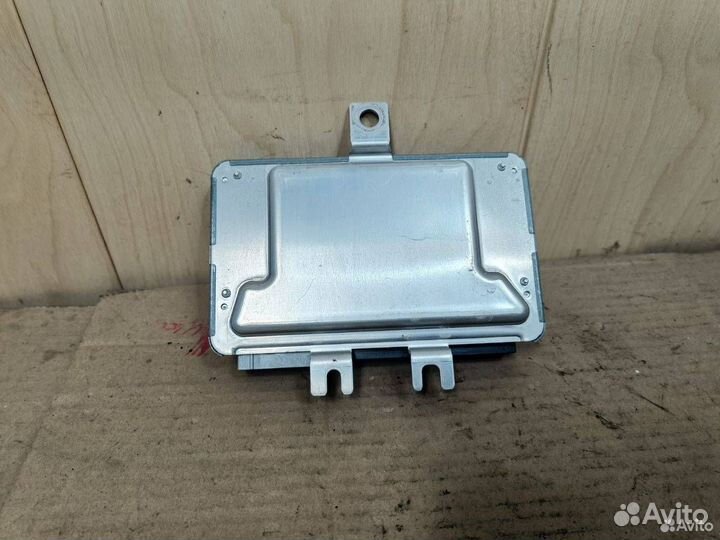 Блок управления пневмоподвеской Land Rover 3