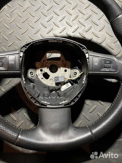 Руль audi Q7 4l