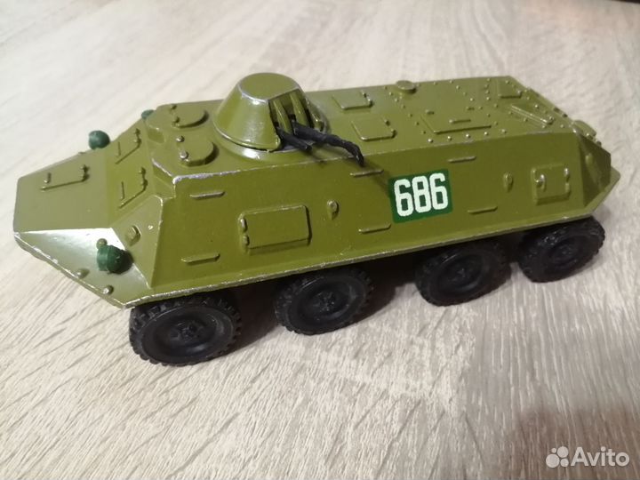 Бронетранспортёр бтр