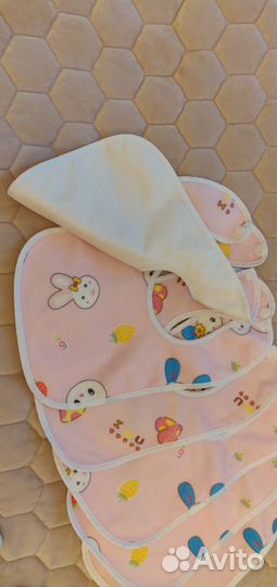 Слюнявчики нагрудники б/у (можно для двойни)