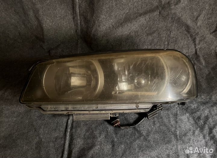 Фара nissan skyline r34 xenon (левая)