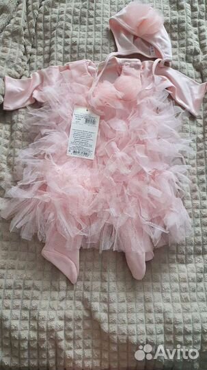 Комплект на выписку для девочки