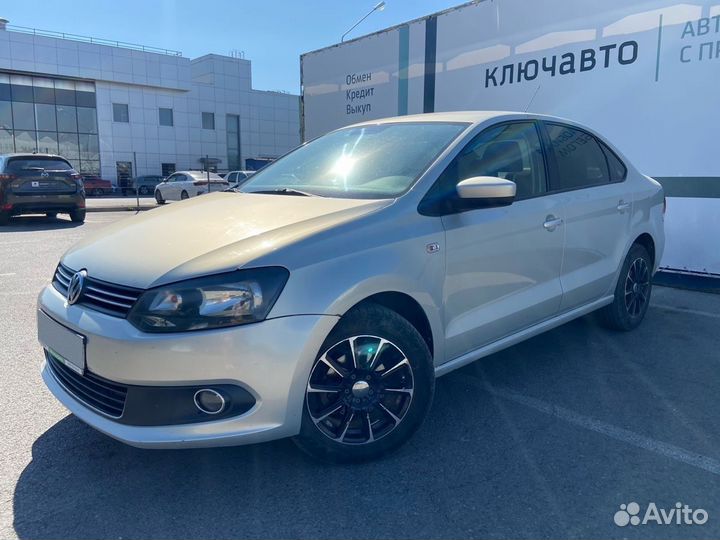 volkswagen polo v