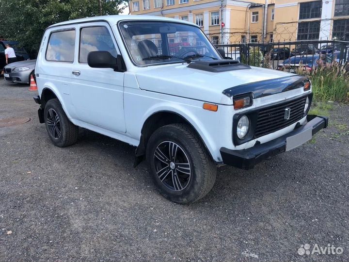 LADA 4x4 (Нива) 1.7 МТ, 2003, 125 000 км