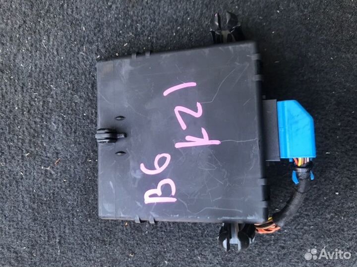 Блок электронный Volkswagen Passat B6 2006
