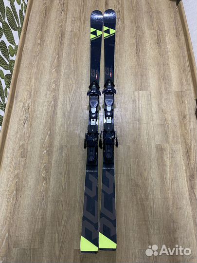 Горные лыжи fischer