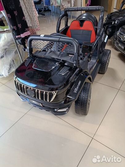 Детский электромобиль