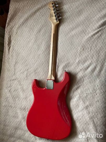 Электрогитара fender squier bullet stratocaster