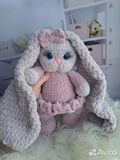 Вязаный зайчик