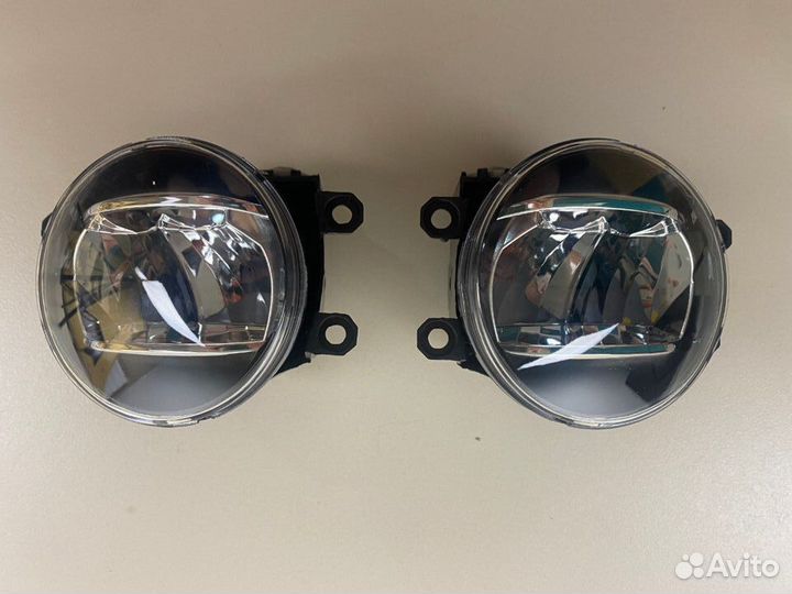 Туманка Lexus CT200H 10- (LED)