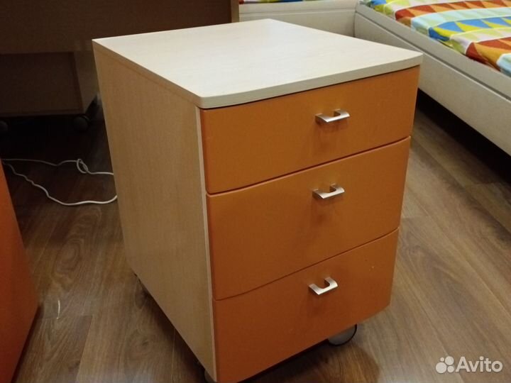 Офисная мебель бу столы