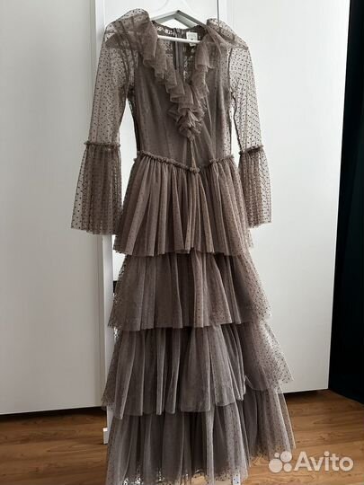 Платье hm sandra mansour