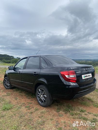 LADA Granta 1.6 МТ, 2023, 33 000 км