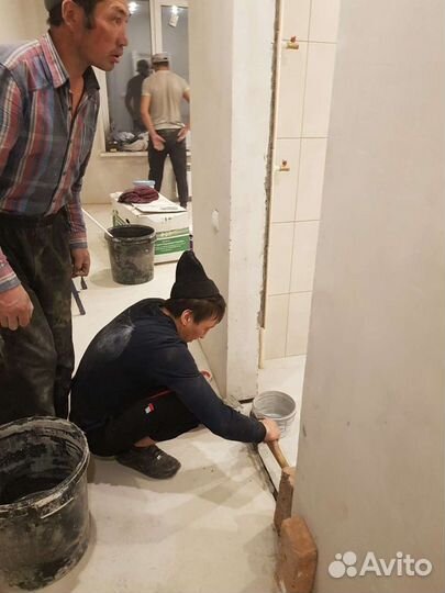 Бригада строителей