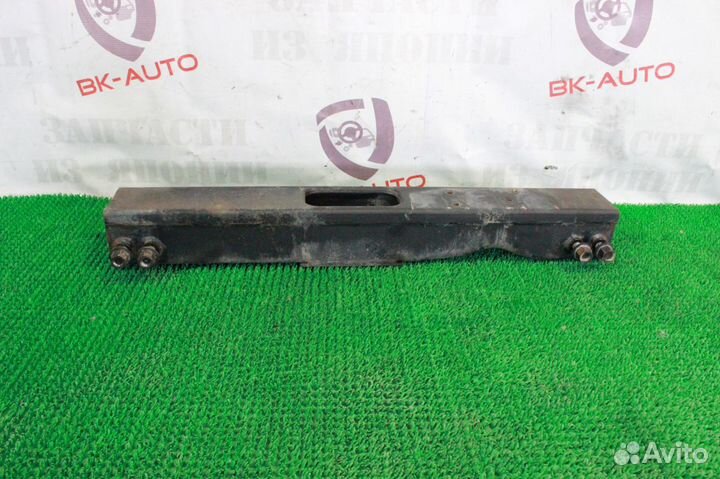 Балка под АКПП на Chevrolet Suburban GMT800