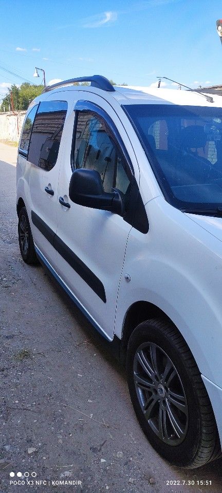 Citroen Berlingo: фото владельца