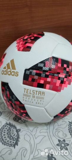 Футбольный мяч adidas