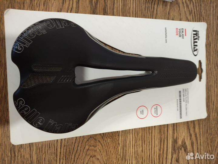 Седло для шоссейного велосипеда
