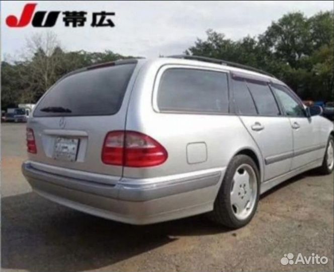 Pirelli P Zero Nero GT 235/45 R17 и 255/40 R17 97Y