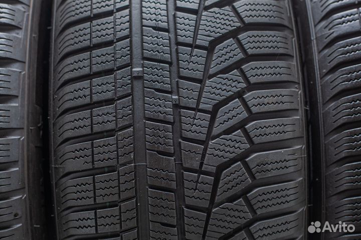 Hankook Winter I'Cept Evo2 W320A SUV 225/60 R18 104H