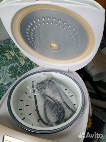 Мультиварка новая