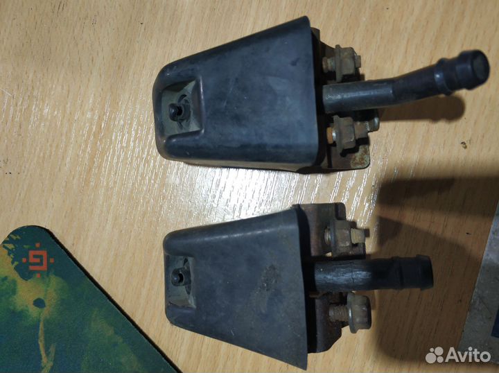 Форсунка омывателя фар rav4