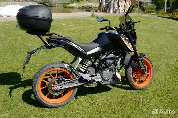 KTM Duke 200