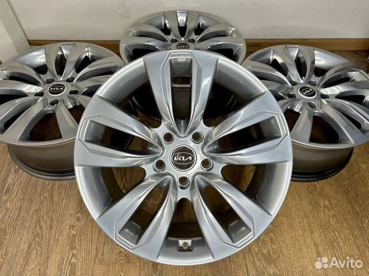 Диски на Kia sportage R17