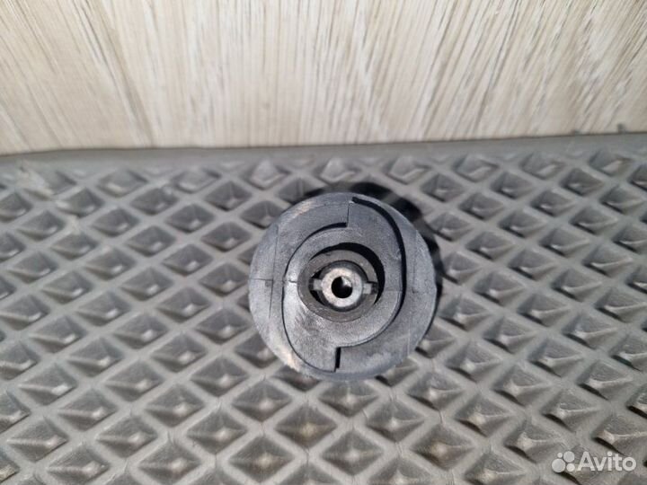 Фиксатор Kia Ceed JD