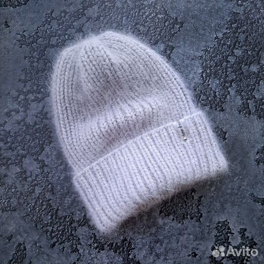 Пушистая вязаная шапка тыковка ручной работы