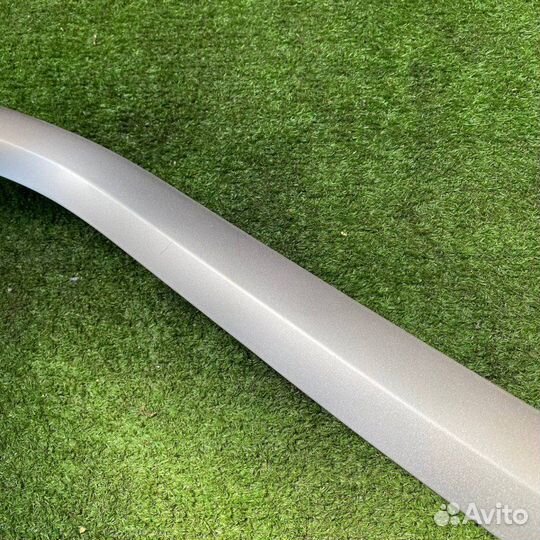 Сабли (накладки на консоль) пара Suzuki Escudo