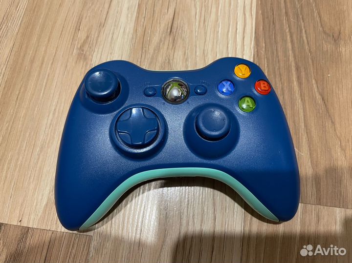 Xbox 360 прошитый freeboot Аврора 300 игр