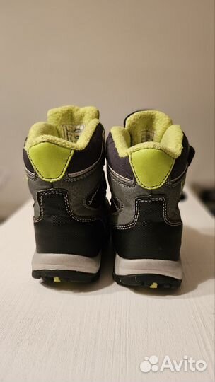 Утепленные детские ботинки