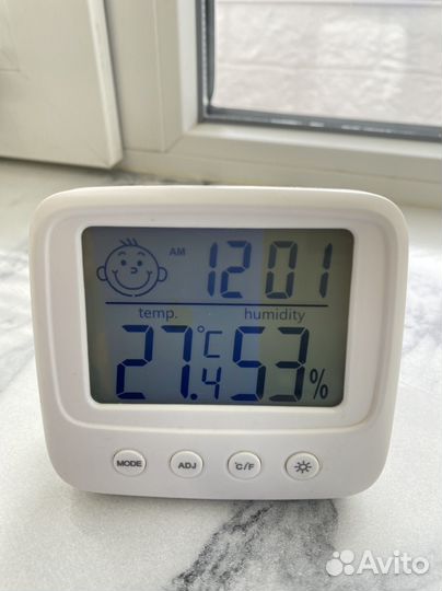 Термометр комнатный